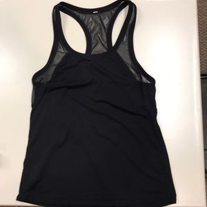 Lululemon mesh workout top sz 6